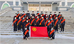 “清理校園垃圾  共建文明校園”                               —志愿者服務(wù)活動(dòng)